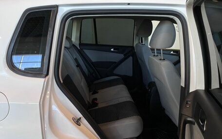 Volkswagen Tiguan I, 2010 год, 920 000 рублей, 17 фотография