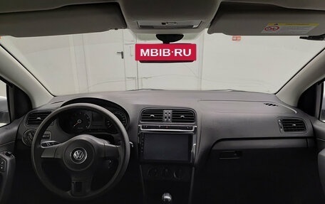 Volkswagen Polo VI (EU Market), 2012 год, 830 000 рублей, 17 фотография