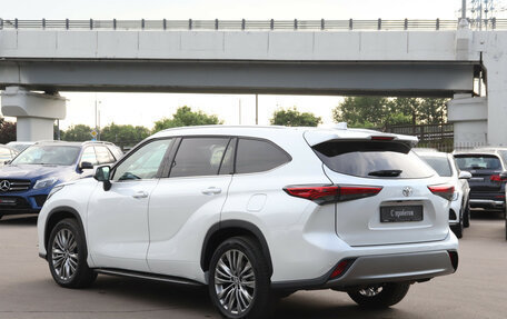 Toyota Highlander, 2024 год, 5 050 000 рублей, 8 фотография