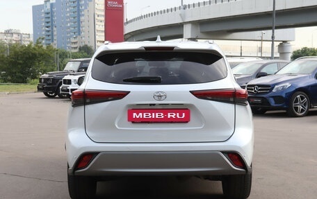 Toyota Highlander, 2024 год, 5 050 000 рублей, 7 фотография