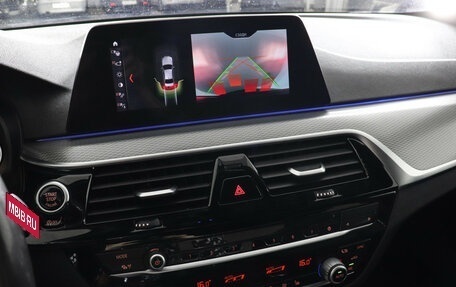 BMW 5 серия, 2020 год, 3 899 000 рублей, 15 фотография