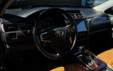 Toyota Camry, 2016 год, 2 450 000 рублей, 15 фотография