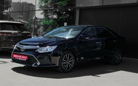 Toyota Camry, 2016 год, 2 450 000 рублей, 2 фотография
