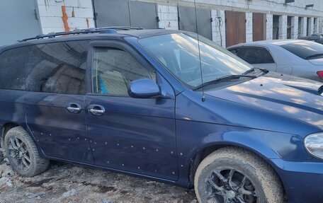KIA Sedona II рестайлинг, 2002 год, 600 000 рублей, 2 фотография