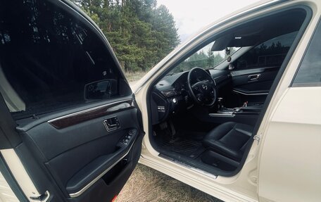 Mercedes-Benz E-Класс, 2009 год, 980 000 рублей, 13 фотография