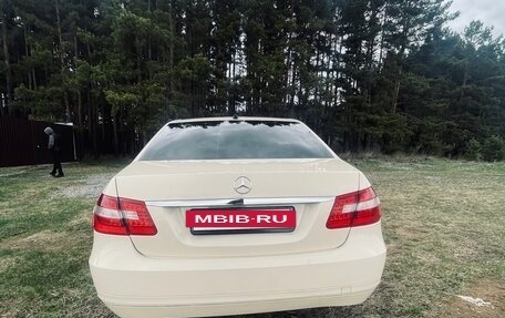 Mercedes-Benz E-Класс, 2009 год, 980 000 рублей, 5 фотография