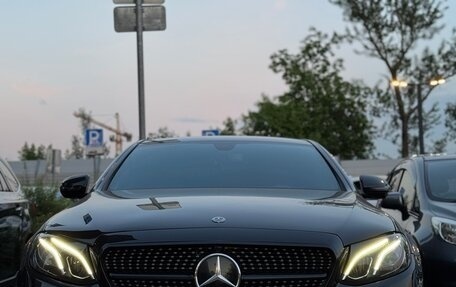 Mercedes-Benz E-Класс, 2018 год, 3 600 000 рублей, 5 фотография
