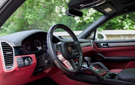 Porsche Cayenne III, 2022 год, 11 500 000 рублей, 24 фотография