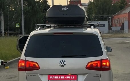 Volkswagen Sharan II, 2011 год, 920 000 рублей, 8 фотография
