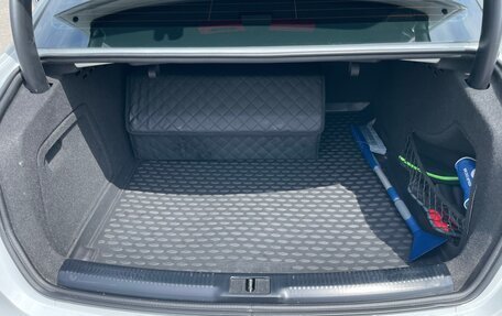Audi A4, 2015 год, 1 200 000 рублей, 9 фотография