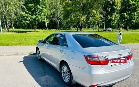 Toyota Camry, 2015 год, 1 930 000 рублей, 4 фотография