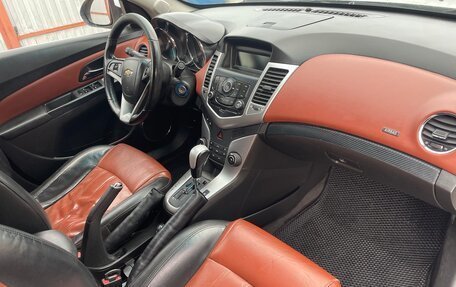 Chevrolet Cruze II, 2012 год, 650 000 рублей, 3 фотография