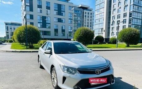 Toyota Camry, 2015 год, 1 930 000 рублей, 2 фотография