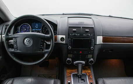 Volkswagen Touareg III, 2008 год, 950 000 рублей, 14 фотография