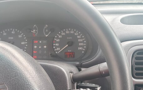Renault Clio III, 2001 год, 165 000 рублей, 8 фотография