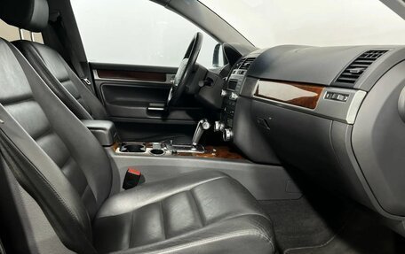 Volkswagen Touareg III, 2006 год, 1 000 000 рублей, 13 фотография