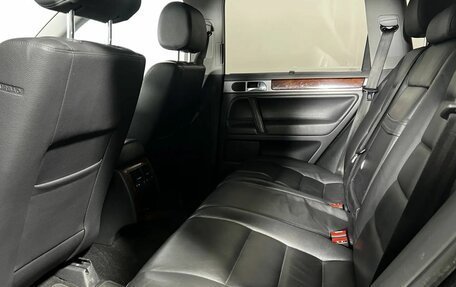Volkswagen Touareg III, 2006 год, 1 000 000 рублей, 11 фотография