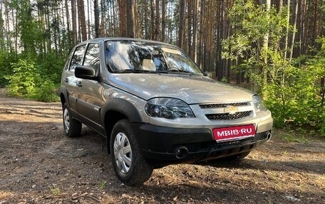 Chevrolet Niva I рестайлинг, 2012 год, 550 000 рублей, 1 фотография