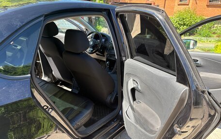 Volkswagen Polo VI (EU Market), 2012 год, 550 000 рублей, 21 фотография