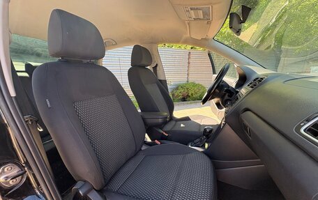 Volkswagen Polo VI (EU Market), 2012 год, 550 000 рублей, 26 фотография