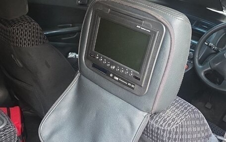 Honda Stream I рестайлинг, 2002 год, 315 000 рублей, 10 фотография