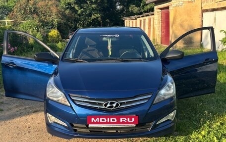 Hyundai Solaris II рестайлинг, 2016 год, 1 300 000 рублей, 2 фотография