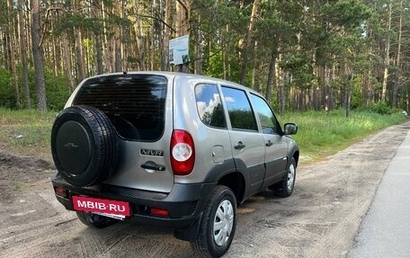 Chevrolet Niva I рестайлинг, 2012 год, 550 000 рублей, 5 фотография