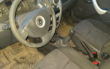 Renault Logan I, 2013 год, 650 000 рублей, 4 фотография