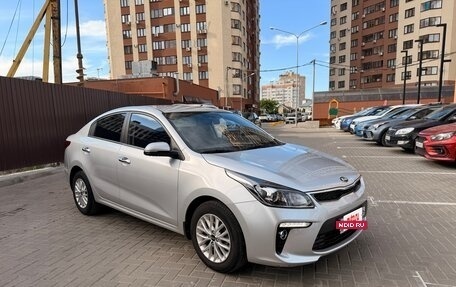 KIA Rio IV, 2019 год, 1 850 000 рублей, 3 фотография