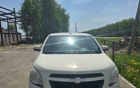Chevrolet Cobalt II, 2013 год, 570 000 рублей, 2 фотография