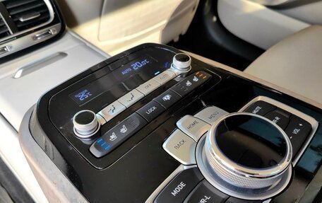 Genesis G90 I рестайлинг, 2019 год, 5 300 000 рублей, 6 фотография