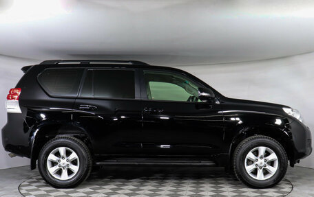 Toyota Land Cruiser Prado 150 рестайлинг 2, 2013 год, 3 599 000 рублей, 4 фотография