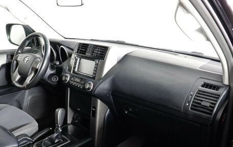 Toyota Land Cruiser Prado 150 рестайлинг 2, 2013 год, 3 599 000 рублей, 10 фотография