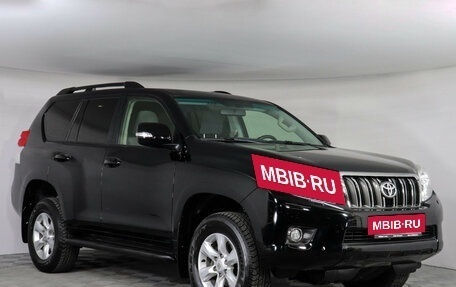 Toyota Land Cruiser Prado 150 рестайлинг 2, 2013 год, 3 599 000 рублей, 3 фотография