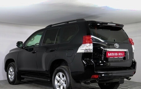 Toyota Land Cruiser Prado 150 рестайлинг 2, 2013 год, 3 599 000 рублей, 7 фотография
