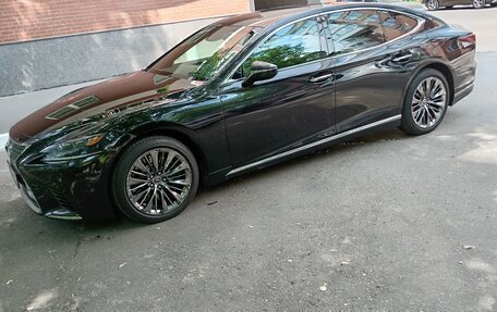 Lexus LS IV, 2018 год, 4 800 000 рублей, 1 фотография