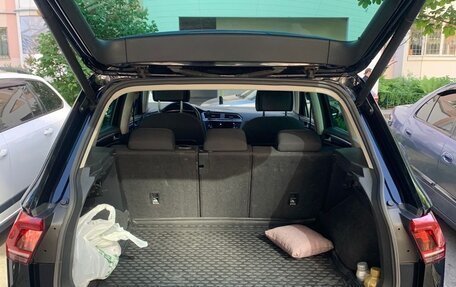 Volkswagen Tiguan II, 2019 год, 2 350 000 рублей, 6 фотография