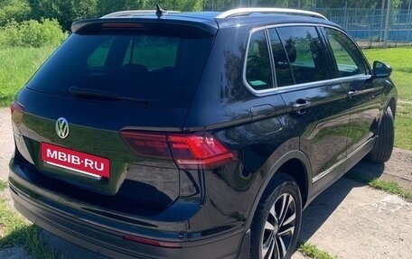 Volkswagen Tiguan II, 2019 год, 2 350 000 рублей, 3 фотография