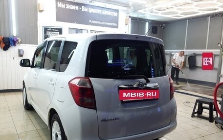 Toyota Ractis I, 2006 год, 550 000 рублей, 3 фотография