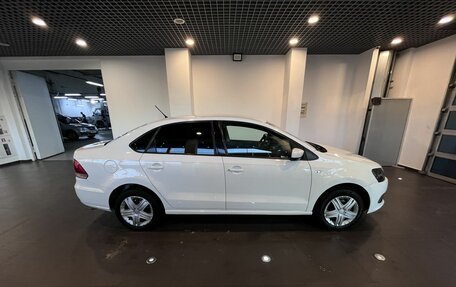 Volkswagen Polo VI (EU Market), 2014 год, 730 000 рублей, 2 фотография