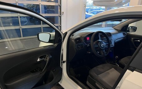Volkswagen Polo VI (EU Market), 2014 год, 730 000 рублей, 20 фотография