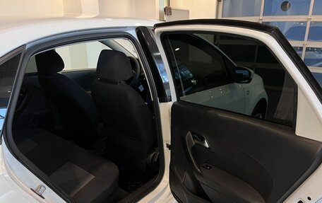 Volkswagen Polo VI (EU Market), 2014 год, 730 000 рублей, 26 фотография