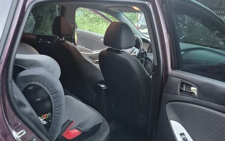 Hyundai Solaris II рестайлинг, 2012 год, 820 000 рублей, 13 фотография