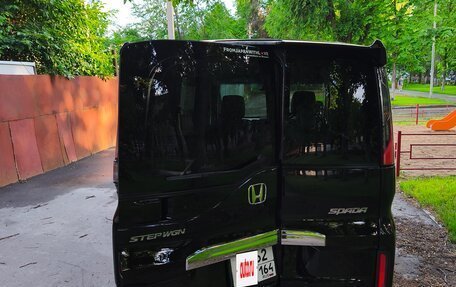 Honda Stepwgn IV, 2018 год, 2 500 000 рублей, 13 фотография