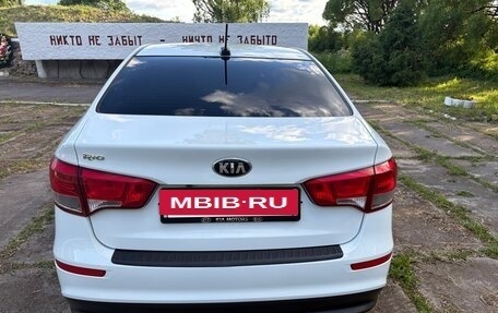 KIA Rio III рестайлинг, 2017 год, 1 100 000 рублей, 4 фотография