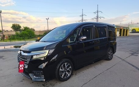 Honda Stepwgn IV, 2018 год, 2 500 000 рублей, 11 фотография