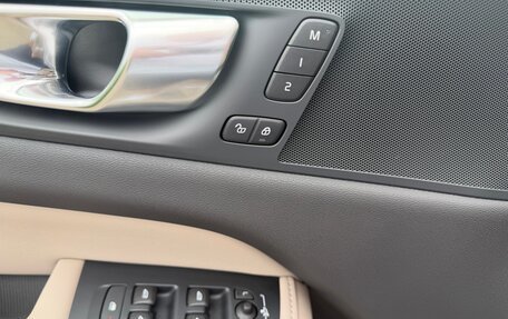 Volvo XC60 II, 2025 год, 6 690 000 рублей, 10 фотография