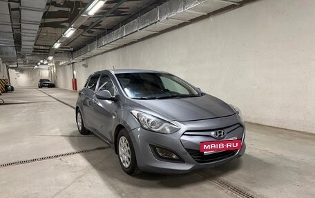 Hyundai i30 II рестайлинг, 2013 год, 770 000 рублей, 3 фотография