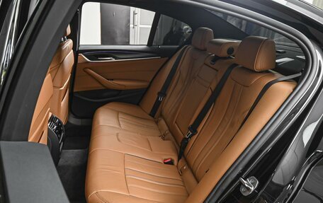 BMW 5 серия, 2021 год, 4 980 000 рублей, 13 фотография
