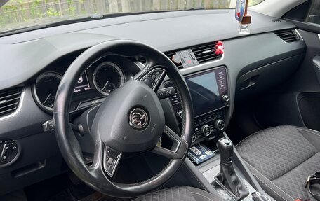 Skoda Octavia, 2018 год, 1 300 000 рублей, 9 фотография
